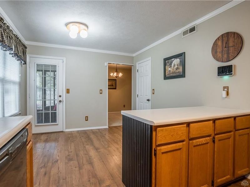 6921 Deer Bluff Drive, Huber Heights, OH 45424 Photo 20