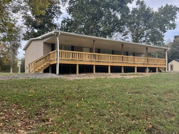 458 Whitley Hollow Rd , Red Boiling Springs, TN 37150