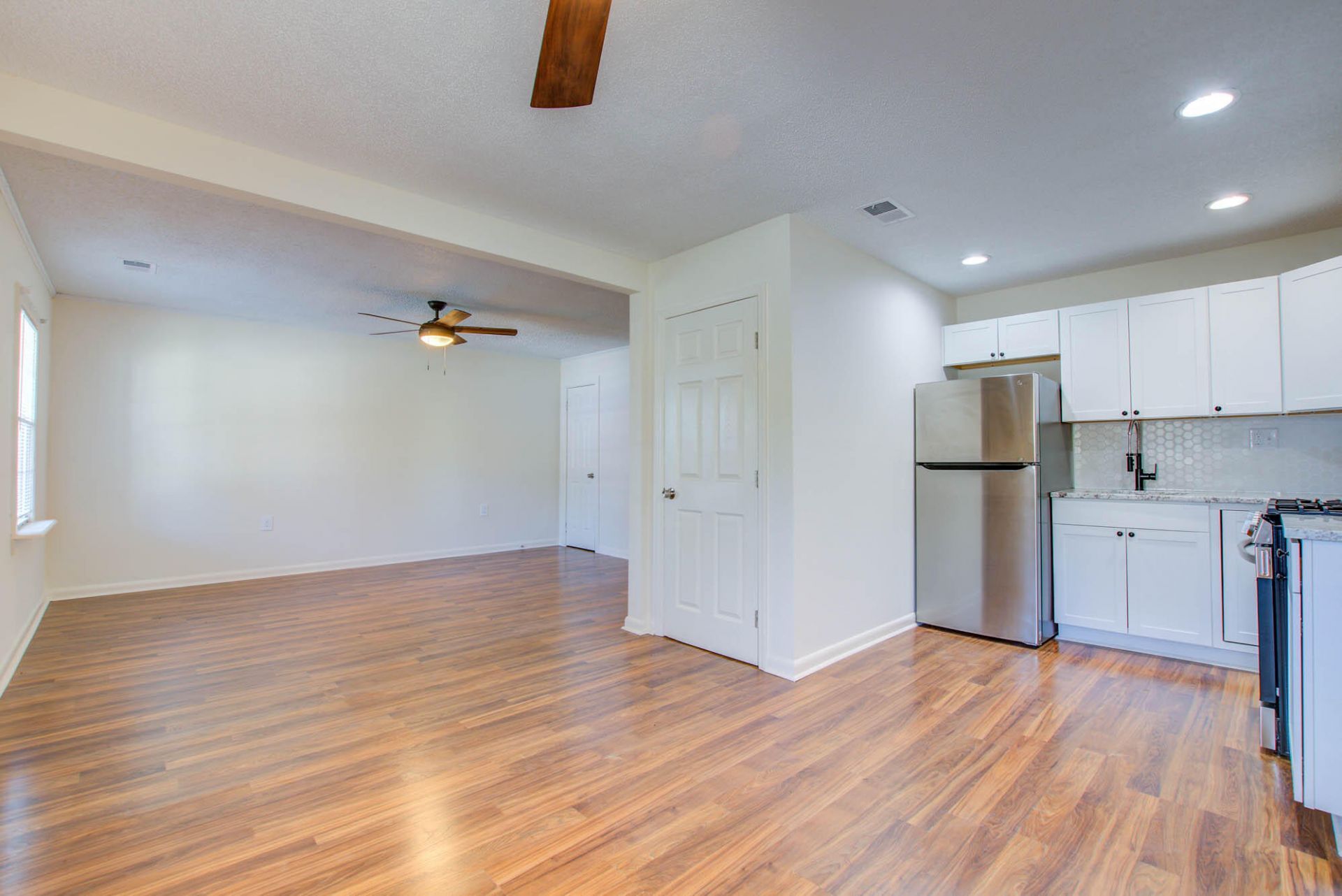 813 Minnie Street Photo 10