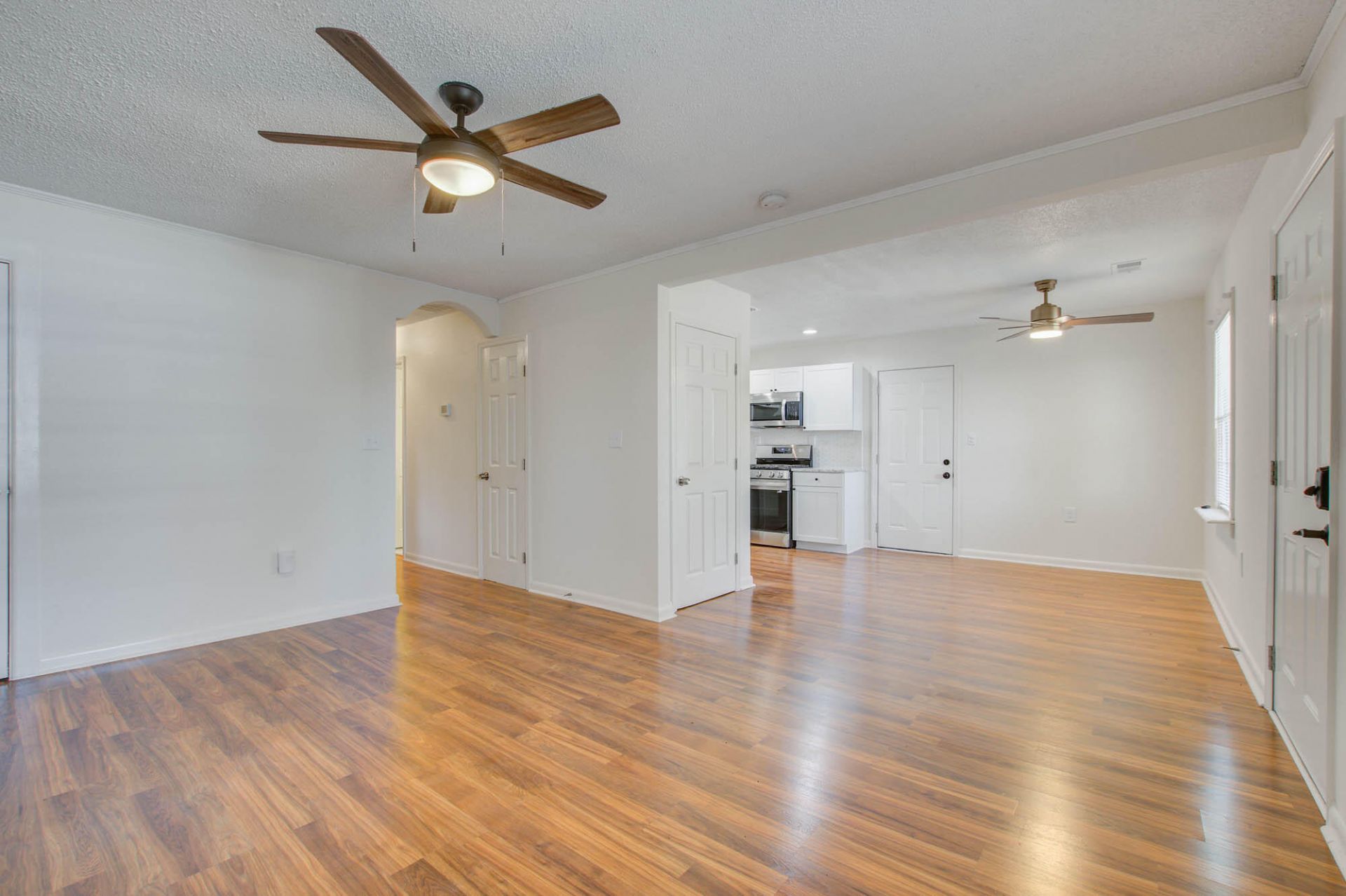 813 Minnie Street Photo 5