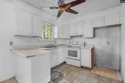 301 Watts Lane  photo 4