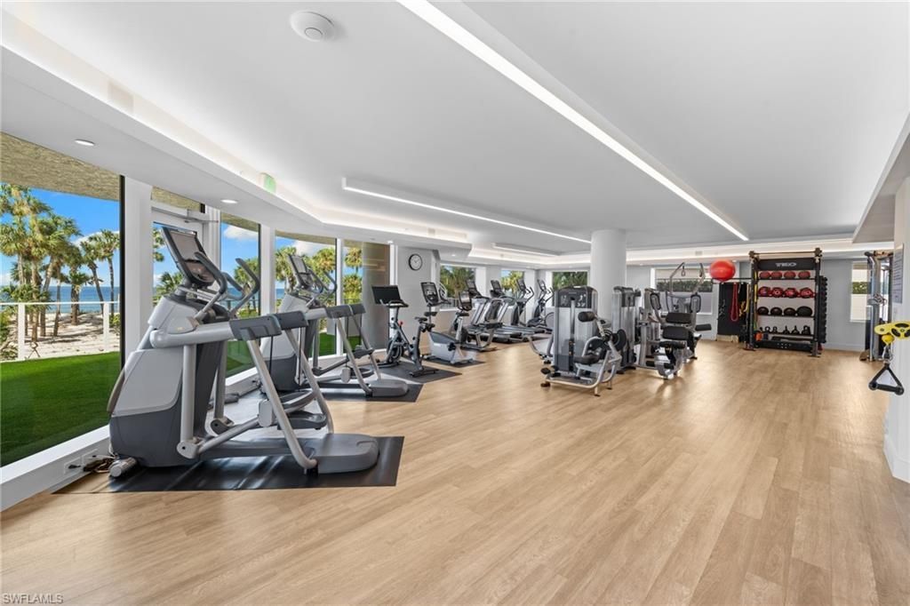 8231 Bay Colony Dr , Unit 704, Naples, FL 34108 Photo