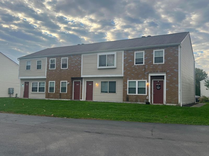 1551-1557 Worthington Row Drive, Columbus, OH 43235 Photo 11