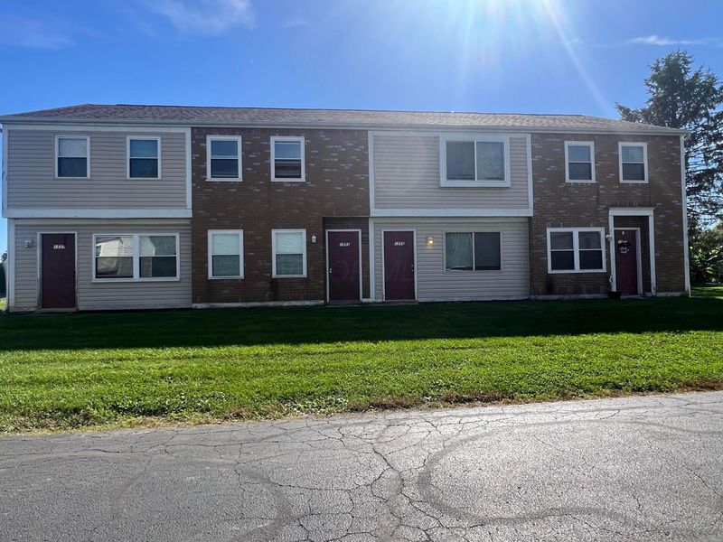 1551-1557 Worthington Row Drive, Columbus, OH 43235 Photo 4