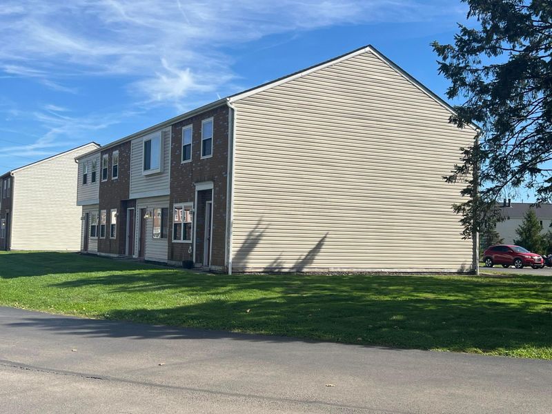 1551-1557 Worthington Row Drive, Columbus, OH 43235 Photo 5