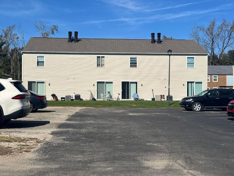 1551-1557 Worthington Row Drive, Columbus, OH 43235 Photo 8