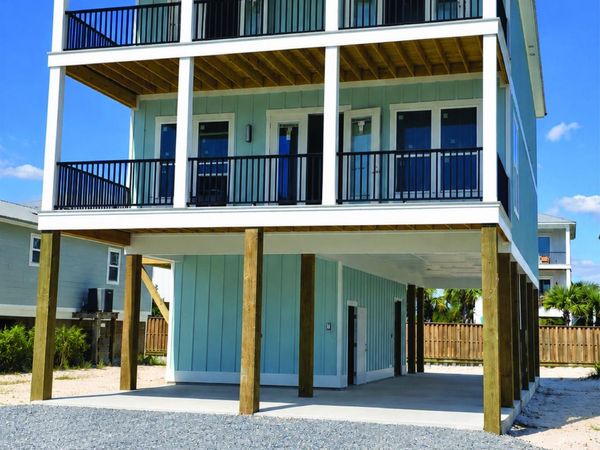 438 E 1st Avenue, Gulf Shores, AL 36542