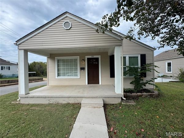 1101 N Main Street , Poplar Bluff, MO 63901
