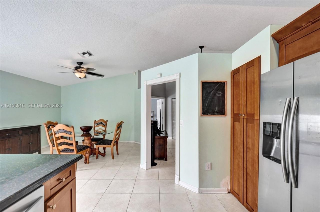 631 NW 135th Ter , Plantation, FL 33325 Photo