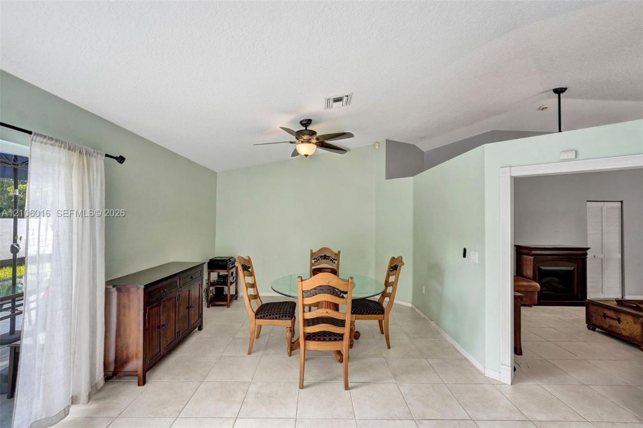 631 NW 135th Ter , Plantation, FL 33325 Photo