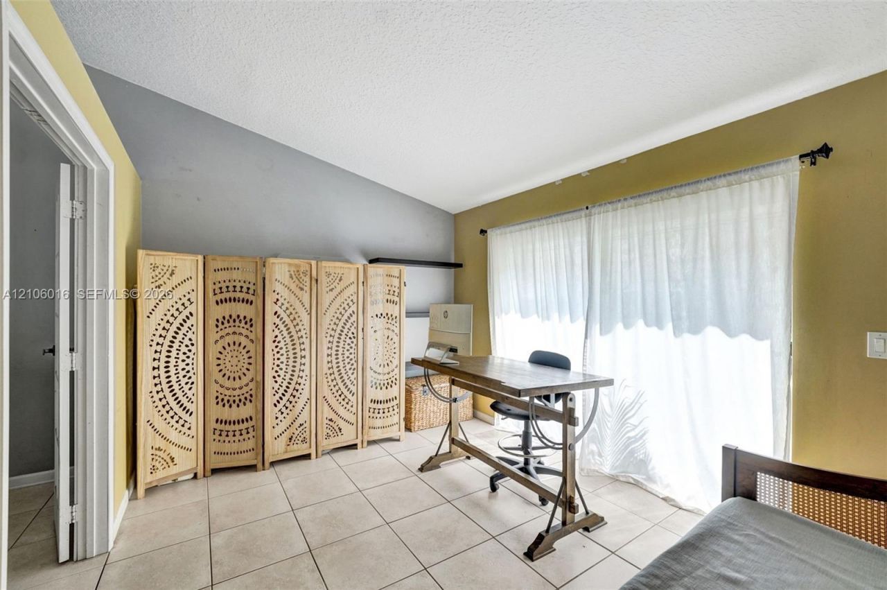 631 NW 135th Ter , Plantation, FL 33325 Photo