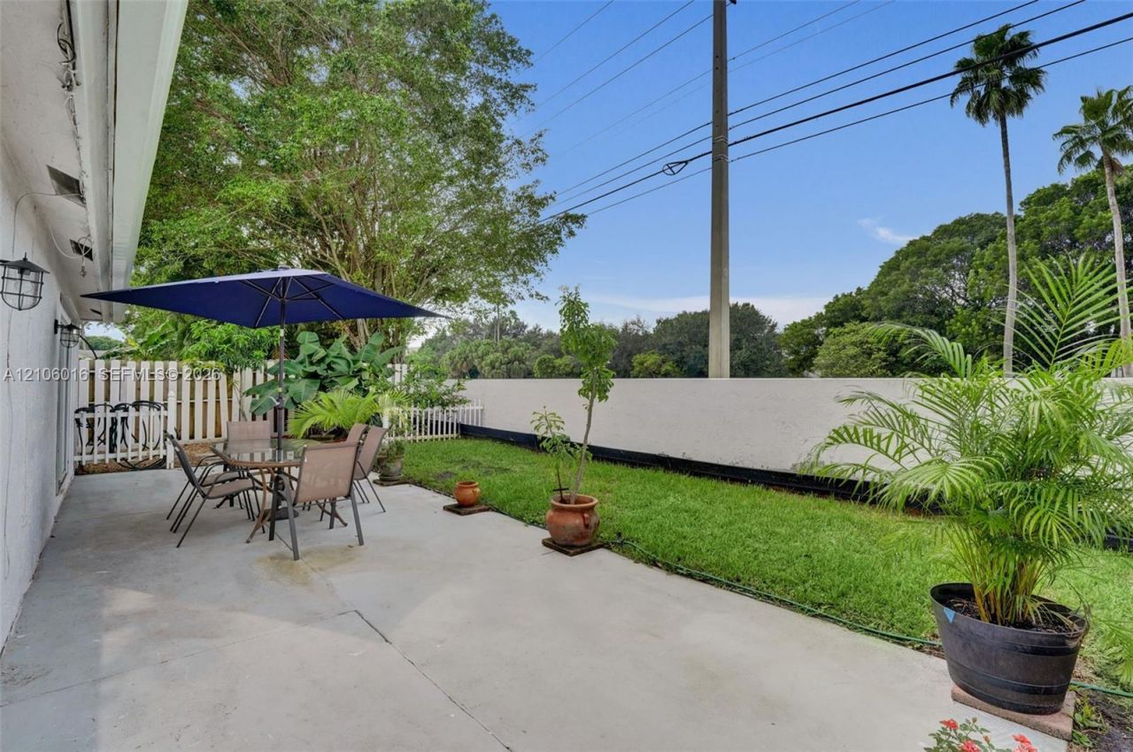 631 NW 135th Ter , Plantation, FL 33325 Photo