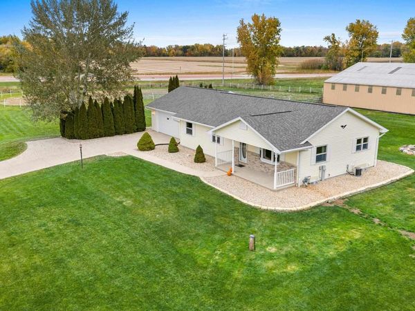 N8474 FIRELANE 12, Menasha, WI 54952