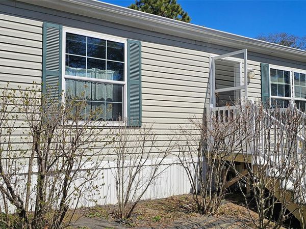 525-B26 Riverleigh Avenue , Unit B26, Riverhead, NY 11901