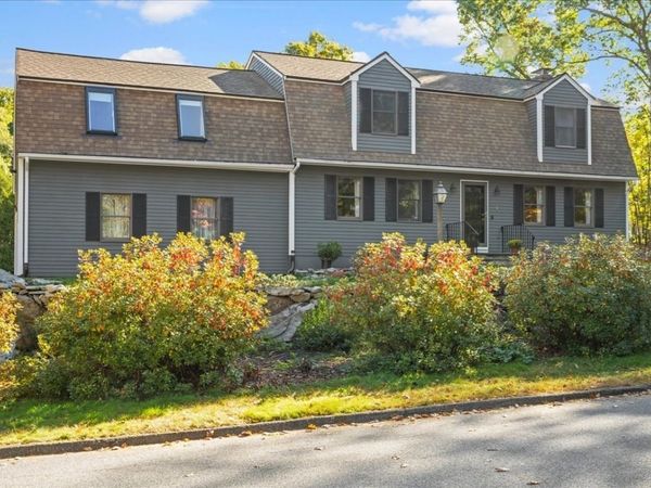 4 Garrison Ln, Southborough, MA 01772