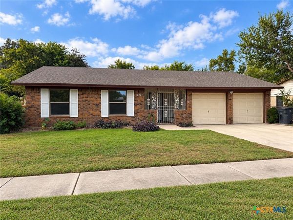 214 Zinnia Drive, Killeen, TX 76542