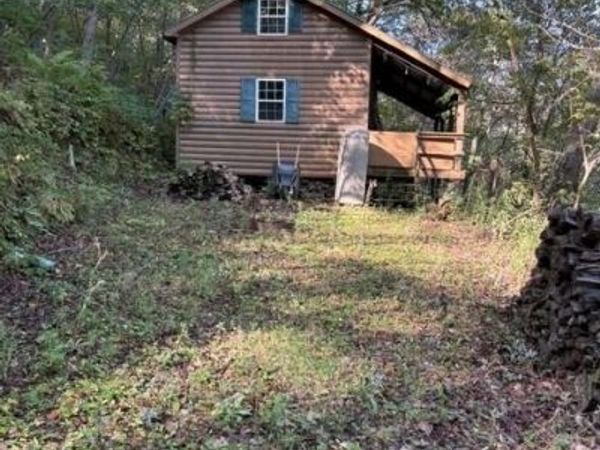 58103 Buck Creek Road, Ferryville, WI 54628