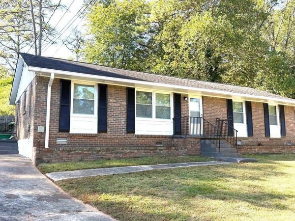 1487 Colony East Circle, Stone Mountain, GA 30083