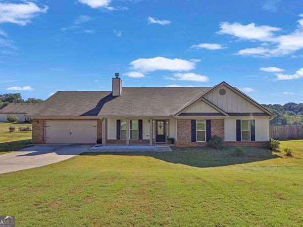 48 Robins Landing, Winder, GA 30680