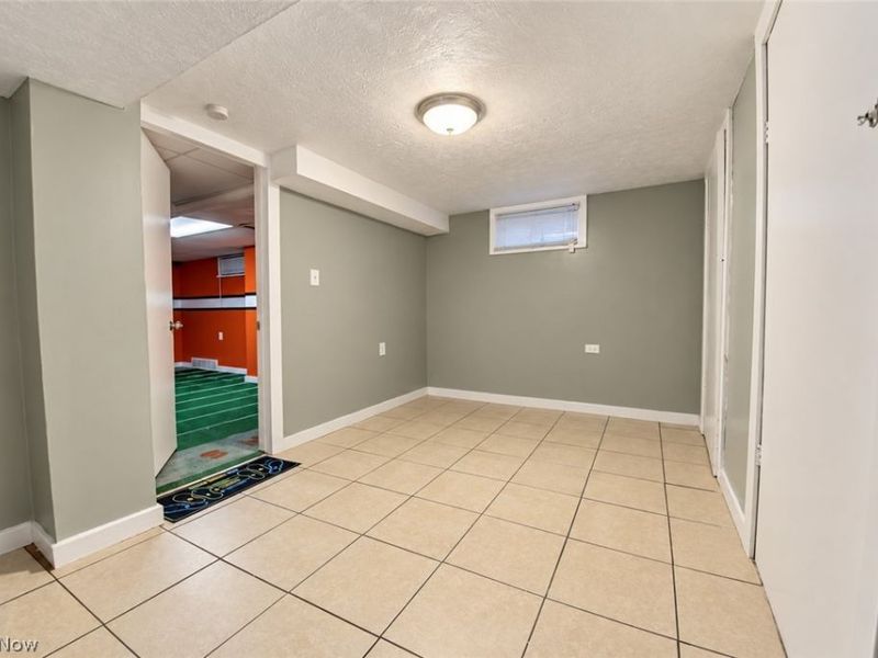 10905 Dale Avenue, Cleveland, OH 44111 Photo 27