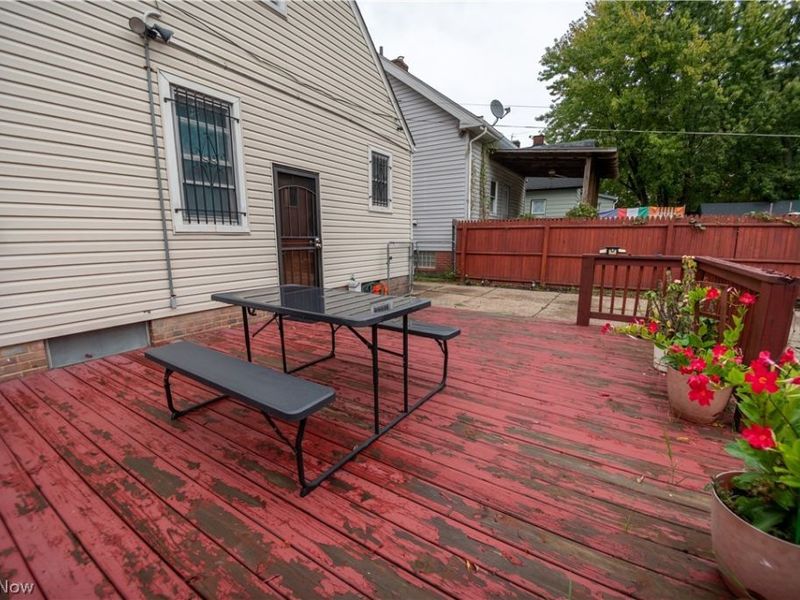 10905 Dale Avenue, Cleveland, OH 44111 Photo 33