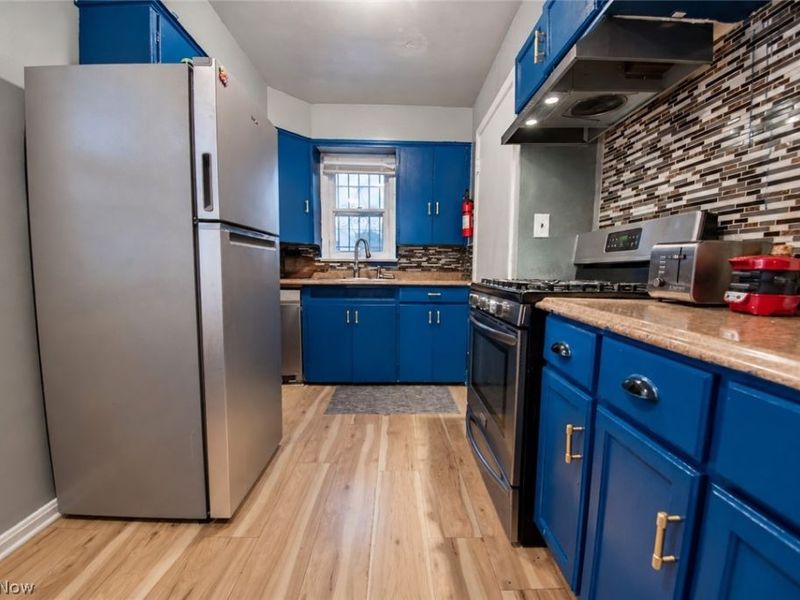 10905 Dale Avenue, Cleveland, OH 44111 Photo 9