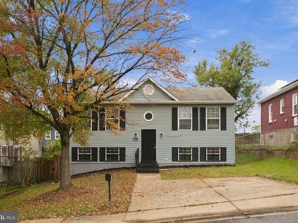 722 60TH AVENUE, FAIRMOUNT HEIGHTS, MD 20743