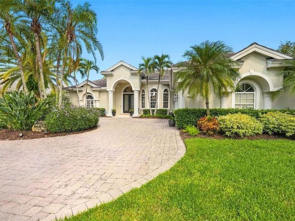 7325 CHATSWORTH COURT , UNIVERSITY PARK, FL 34201