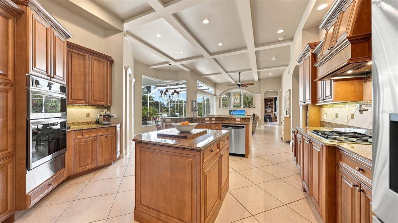 7325 Chatsworth Court , University Park, FL 34201 Photo