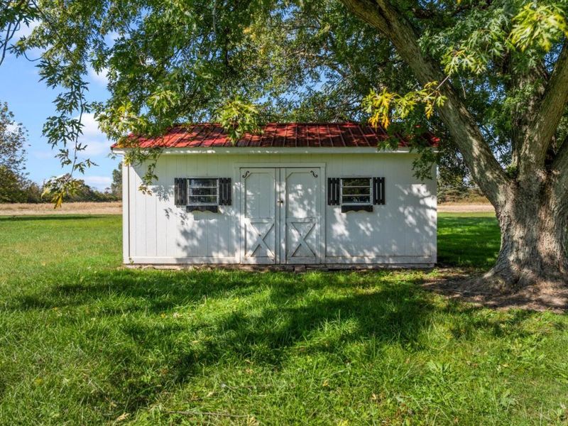 2231 Garner Road, Perry Township, OH 45107 Photo 3