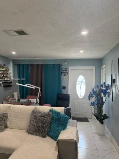19130 NW 35th Ave , Miami Gardens, FL 33056 Photo