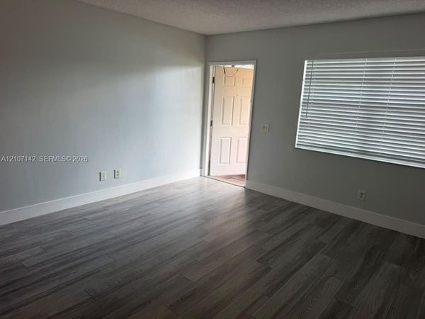 10473 NW 7th St , Unit 103, Pembroke Pines, FL 33026