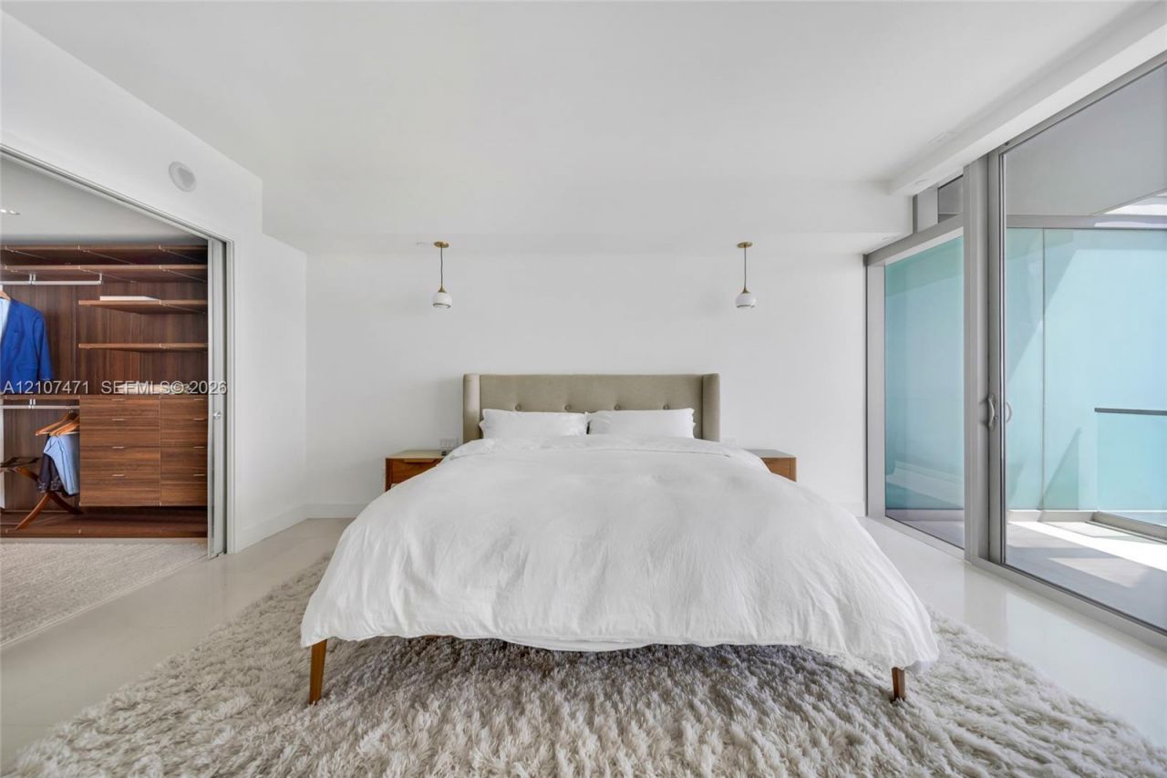10201 Collins Ave , Unit 2506, Bal Harbour, FL 33154 Photo