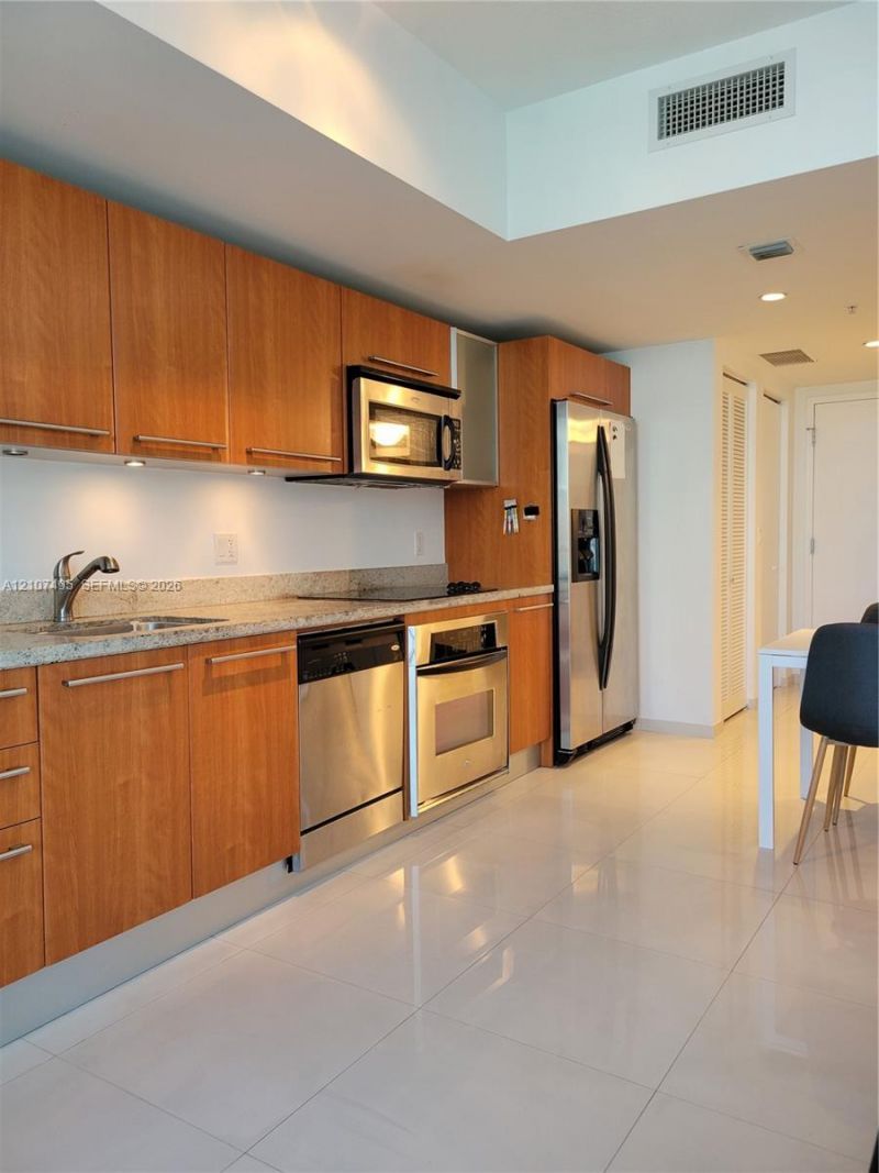 185 SW 7th St , Unit 2806, Miami, FL 33130 Photo