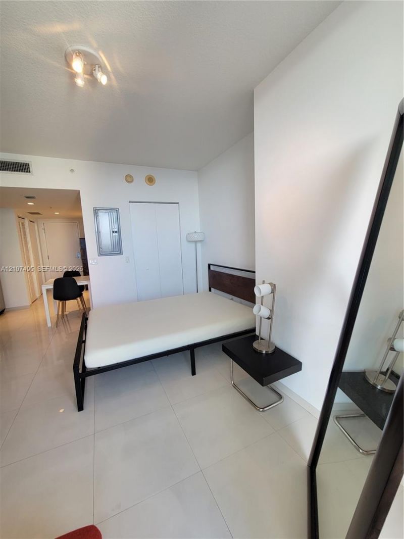 185 SW 7th St , Unit 2806, Miami, FL 33130 Photo