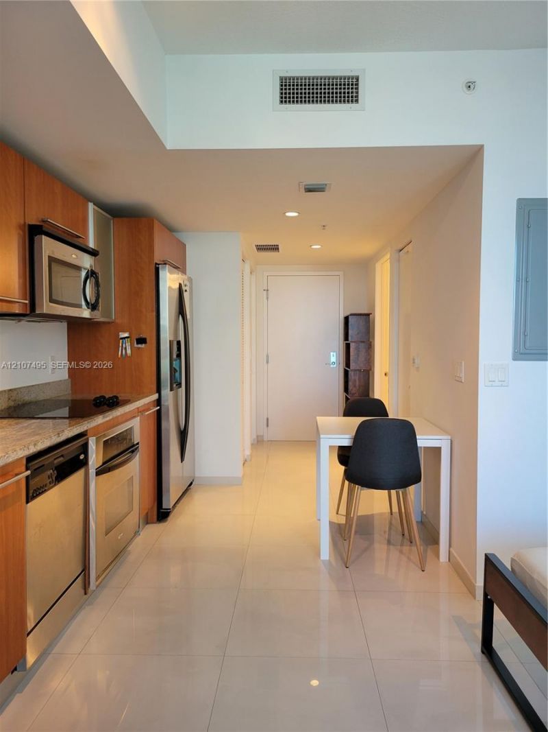 185 SW 7th St , Unit 2806, Miami, FL 33130 Photo