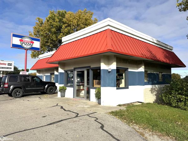 910 Hwy 18 E, Clear Lake, IA 50428