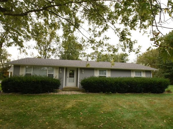 252 N 750 W , Valparaiso, IN 46385