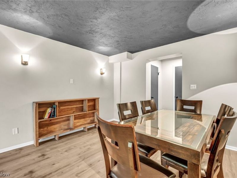 15555 Hilliard Road, Unit 304, Lakewood, OH 44107 Photo 13