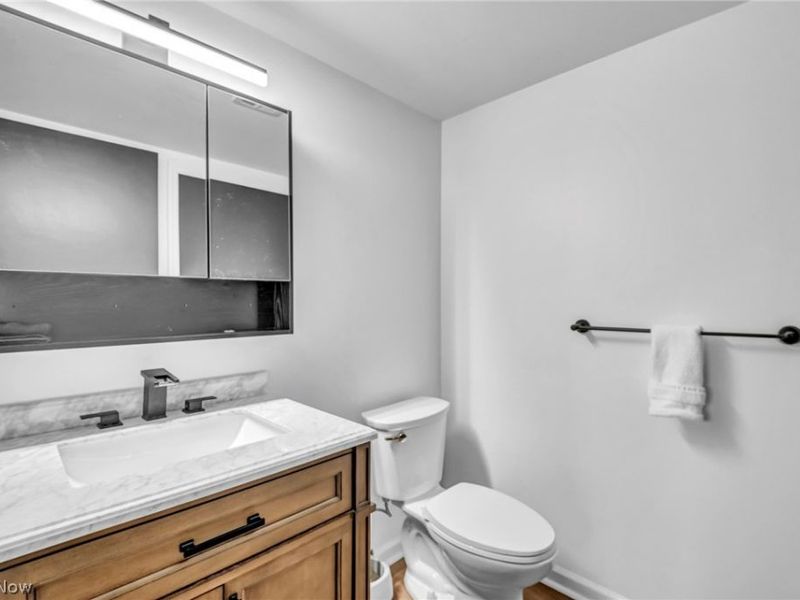 15555 Hilliard Road, Unit 304, Lakewood, OH 44107 Photo 28