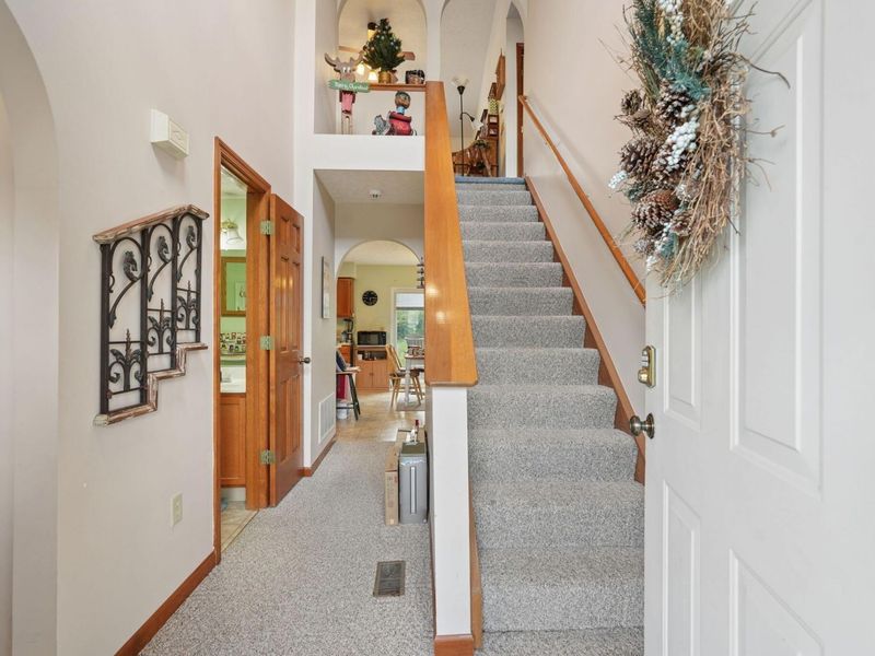 3544 Greenville Drive , Lewis Center, OH 43035 Photo 4