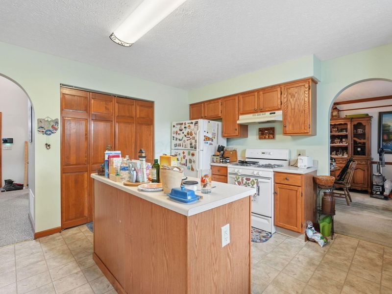 3544 Greenville Drive , Lewis Center, OH 43035 Photo 7