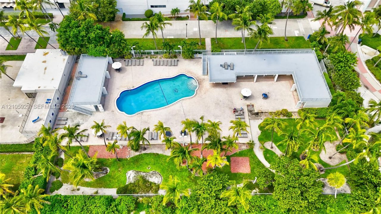 2655 Collins Ave , Unit 2301, Miami Beach, FL 33140 Photo