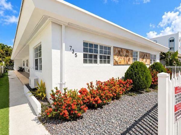 735 83rd St , Miami Beach, FL 33141