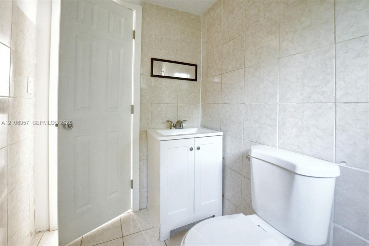 3660 NW 20th Ave , Unit 4, Miami, FL 33142 Photo