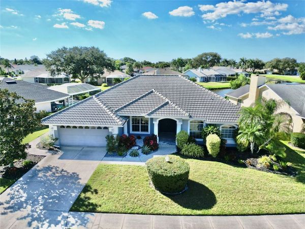 5829 CARRIAGE DRIVE , SARASOTA, FL 34243