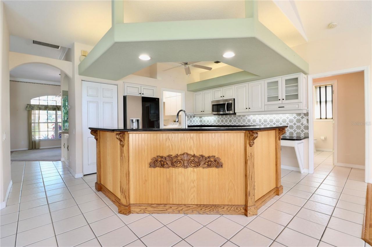 5829 Carriage Drive, Sarasota, FL 34243 Photo