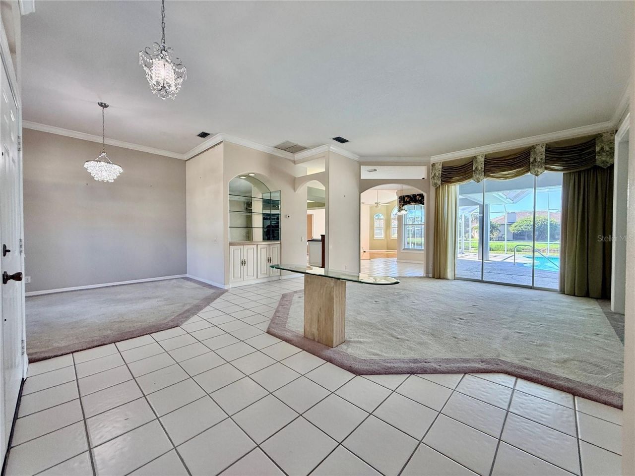 5829 Carriage Drive, Sarasota, FL 34243 Photo