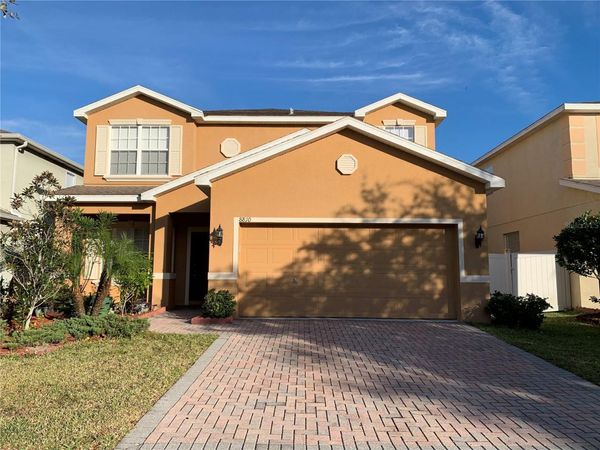 8810 CAMERON CREST DRIVE , TAMPA, FL 33626
