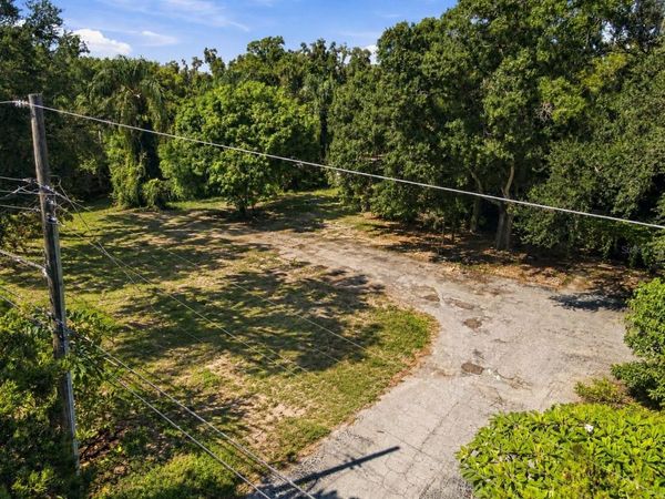 4949L 26TH AVENUE N, ST PETERSBURG, FL 33710